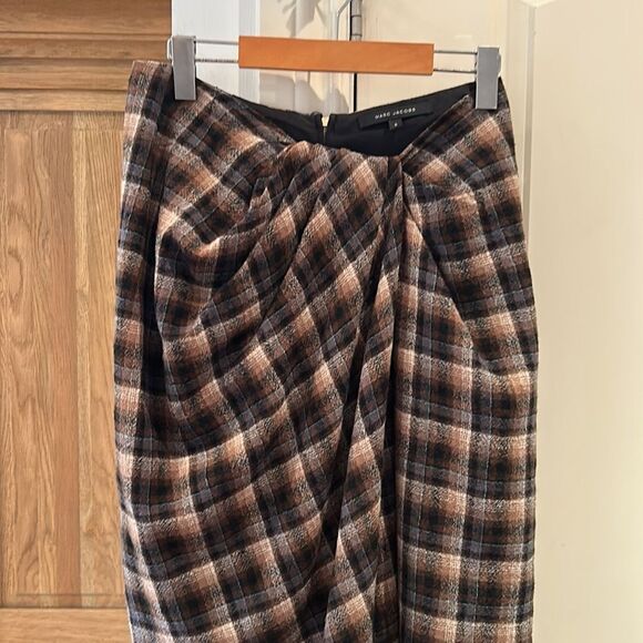 SSENSE Marc Jacobs plaid skirt with raw hem sz 6 - Picture 3 of 10